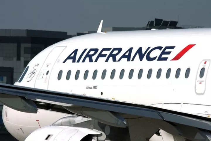 H AirFrance καταργεί 7.580 θέσεις εργασίας