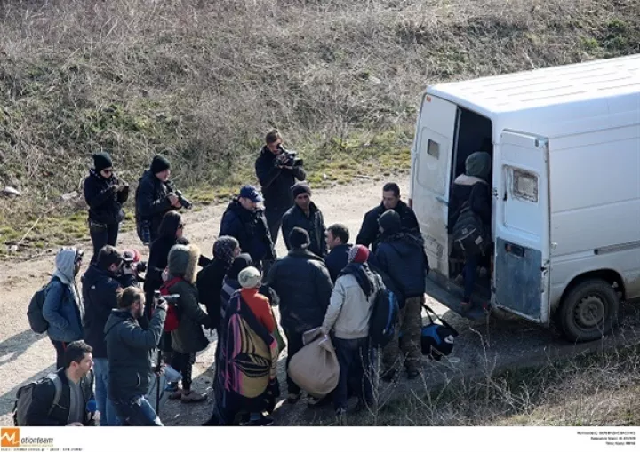 Έβρος: Φυλάκιση 3,5 ετών σε 17 μετανάστες για παράνομη είσοδο 