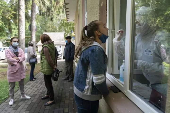 Ουκρανία: Ξεκινά άμεσα η εκστρατεία ανοσοποίησης του πληθυσμού