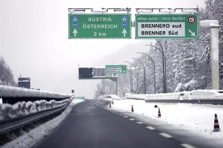 Αυστρία: «Ναι» σε ομοιόμορφους κανονισμούς ελέγχου των συνόρων στην ΕΕ