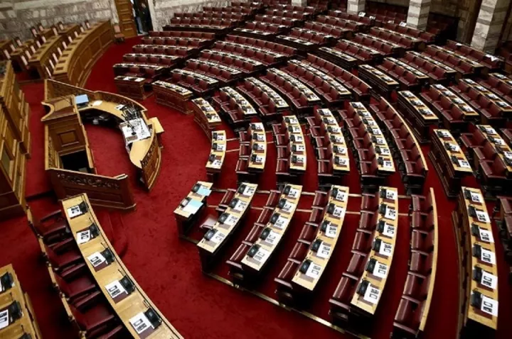 Βουλή: «Μάχη» αρχηγών με φόντο τον κορονοϊό και την οικονομία