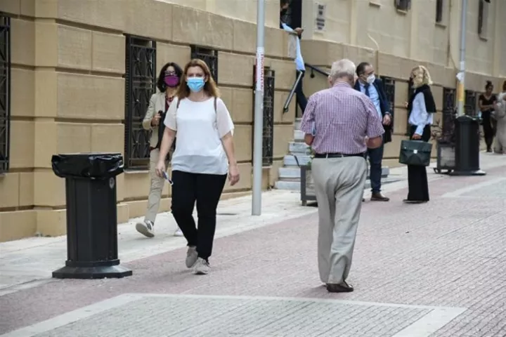 Μάσκα παντού και απαγόρευση κυκλοφορίας μετά τα μεσάνυχτα - Ποιοι εξαιρούνται