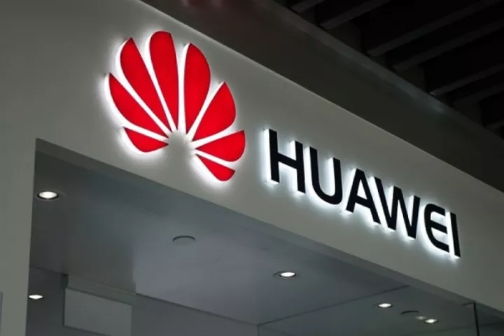 Γαλλία: 8ετή ημερομηνία λήξης για τον εξοπλισμό της Huawei 
