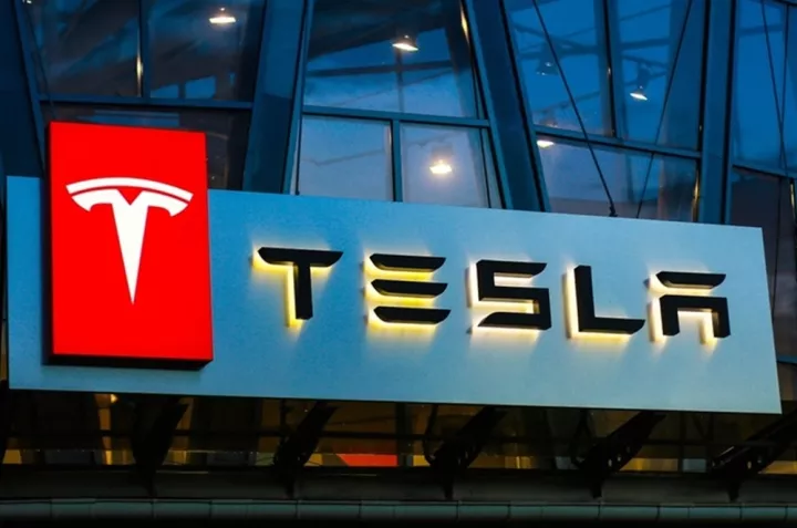 Tesla: Αύξηση 63% των νέων ταξινομήσεων οχημάτων στην Καλιφόρνια