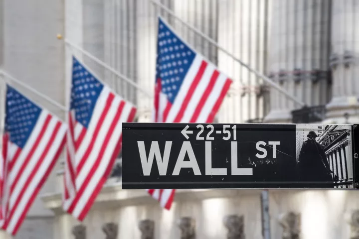 Wall Street: Nέα ρεκόρ οι Dow Jones και S&P 500