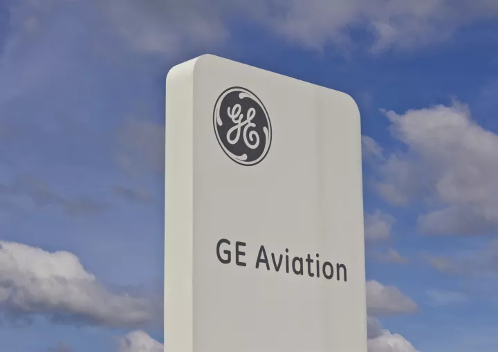 General Electric: Επιπλέον περικοπές θέσεων εργασίας στη μονάδα αεροναυπηγικής