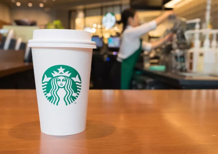 Starbucks: Πωλήσεις τριμήνου κατώτερες των προσδοκιών