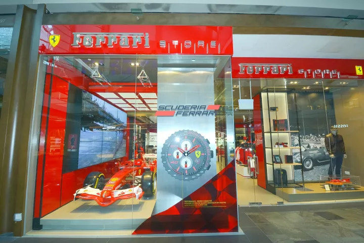 Η Ferrari προτείνει διανομή μερίσματος