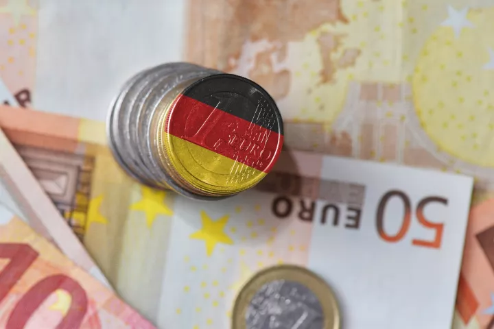 DW: Τρίζει το γερμανικό «φρένο» του χρέους