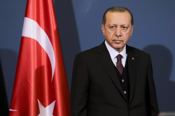 Foreign Policy: «Μεγάλη υπόθεση» για τον Ερντογάν η διακήρυξη των 104 ναυάρχων
