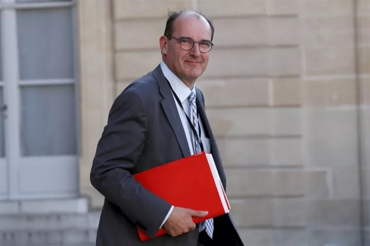 Ο πρωθυπουργός της Γαλλίας σκοπεύει να εμβολιαστεί με AstraZeneca