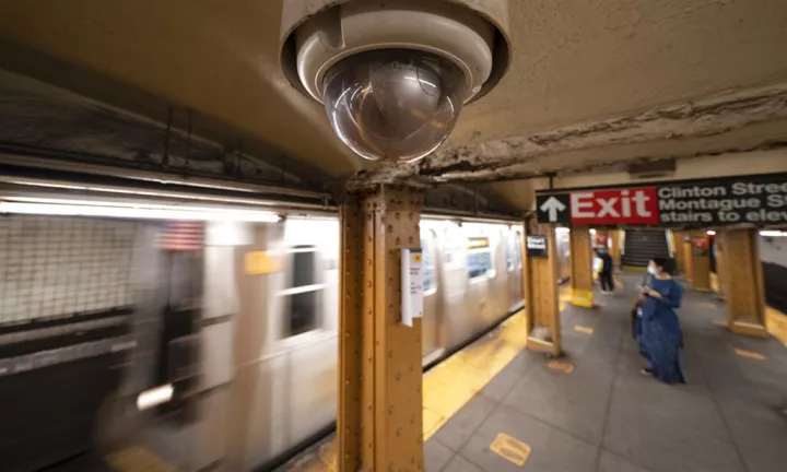 ΗΠΑ: Ένοπλος σκότωσε έναν 48χρονο επιβάτη στο μετρό της Νέας Υόρκης