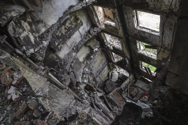 Ζελένσκι: Καταγγέλλει καταστροφή πανεπιστημίου στο Χάρκοβο από τον ρωσικό στρατό