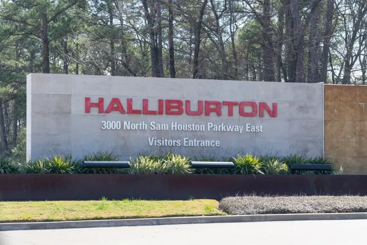 Η Halliburton ακυρώνει κάθε μελλοντική δραστηριότητα στη Ρωσία