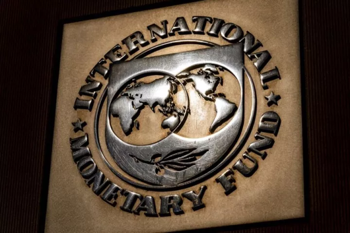ΔΝΤ: Ψαλίδι στην παγκόσμια ανάπτυξη - Προειδοποιεί για κίνδυνο ύφεσης