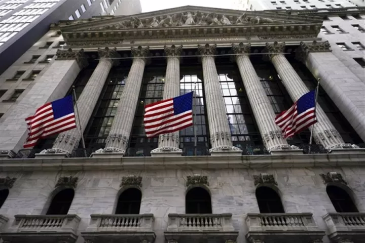Wall Street: Στο «κόκκινο» οι δείκτες με το βλέμμα στη Fed