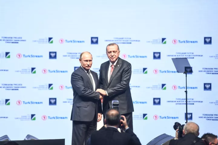 Ο Ερντογάν ενημερώνει τον Πούτιν για τον πυρηνικό σταθμό της Ζαπορίζια