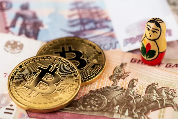 H Ρωσία κινείται επιθετικά νομιμοποιώντας τα κρυπτονομίσματα