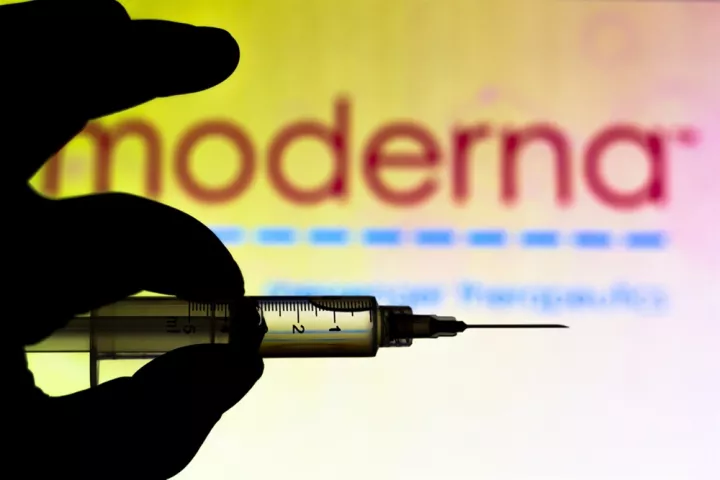 Κομισιόν: Συμφωνία με Moderna για αλλαγή χρονοδιαγράμματος παράδοσης των εμβολίων κατά της Covid-19