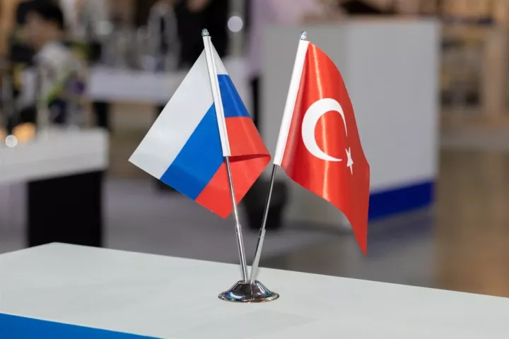 Ρωσία και Τουρκία υπέγραψαν συμβόλαιο για αποστολή δεύτερης συστοιχίας S-400